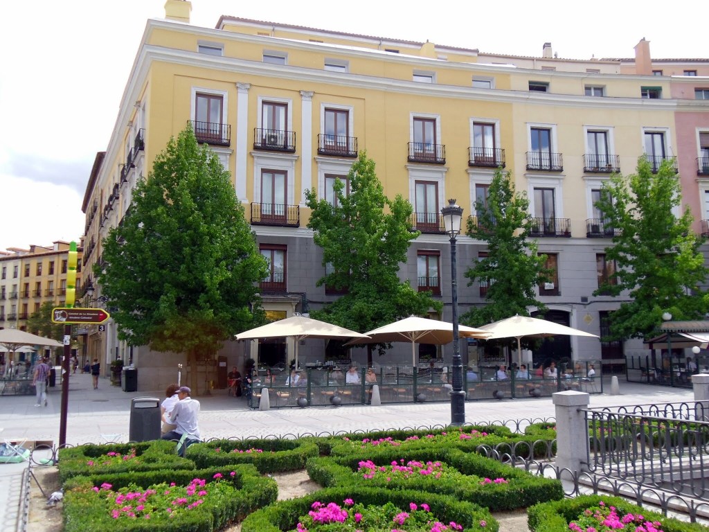 Garden near palace, Madrid 