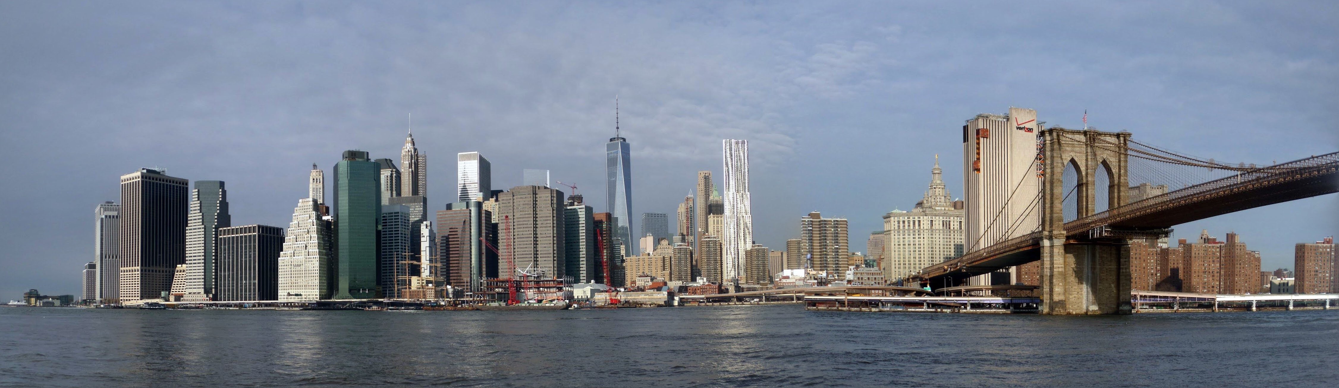 View of Manhattan from the East River State Park