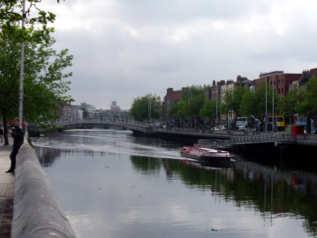 Ha'Penny Bridge, Dublin