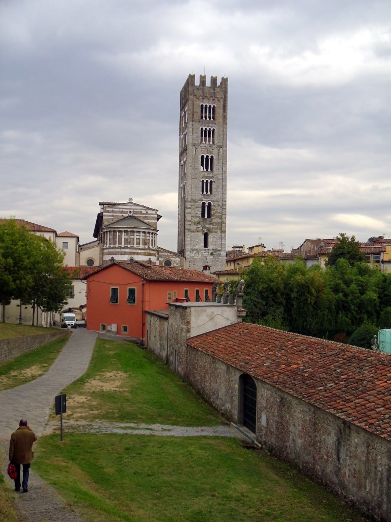 Roman walls, Lucca 