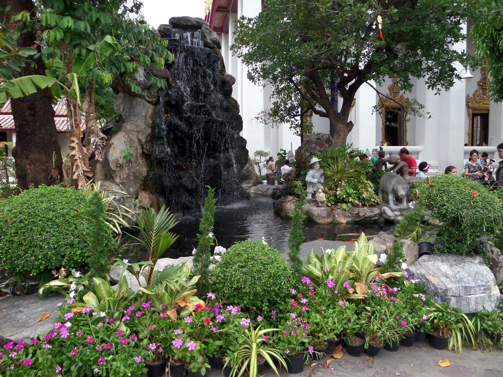 Gardens at Wat Pho, Bangkok 