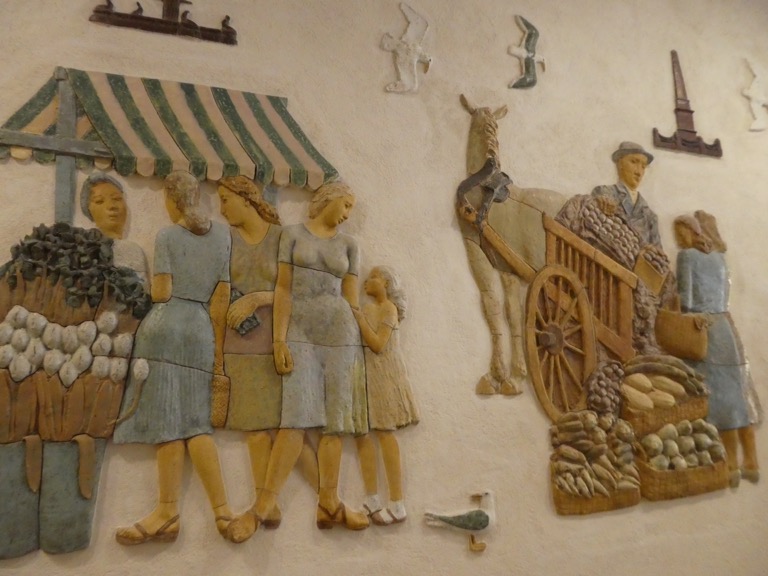 Wall mural in the Helsinki City Hall restaurant