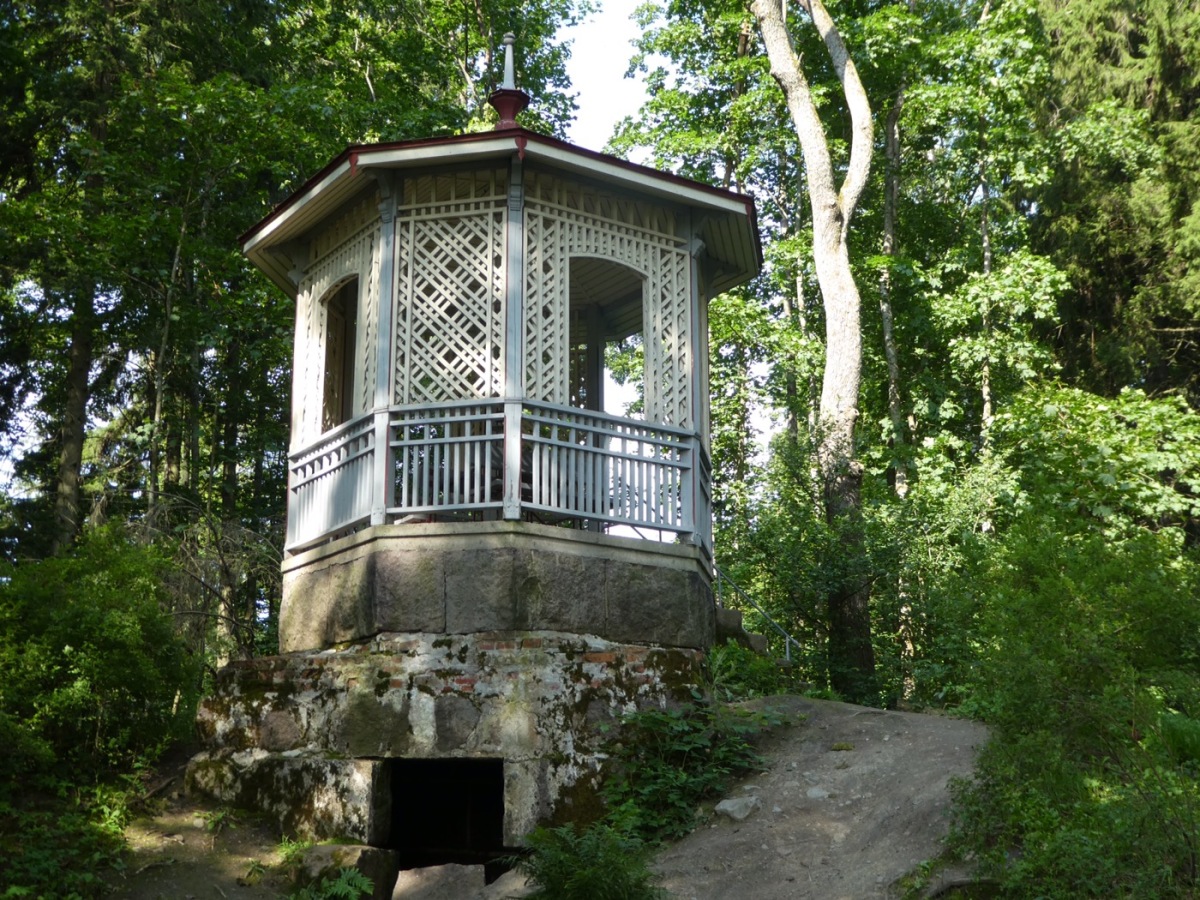 Old summerhouse near Villa Elfvik, Espoo, Finland 
