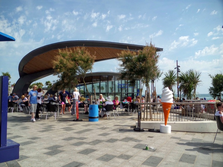 Pier Approach, Bournemouth