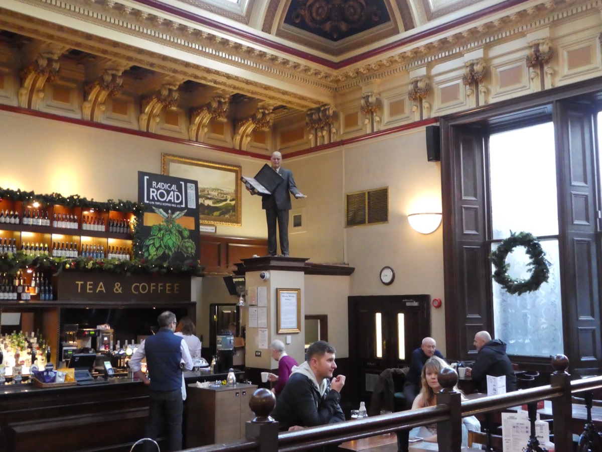 JD Wetherspoon Standing Order, Edinburgh 