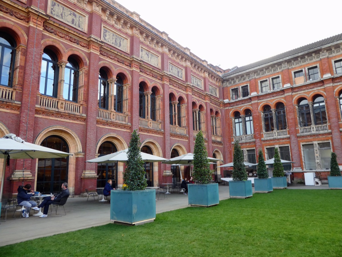 The Inner Courtyard Cafe, V & A Museum