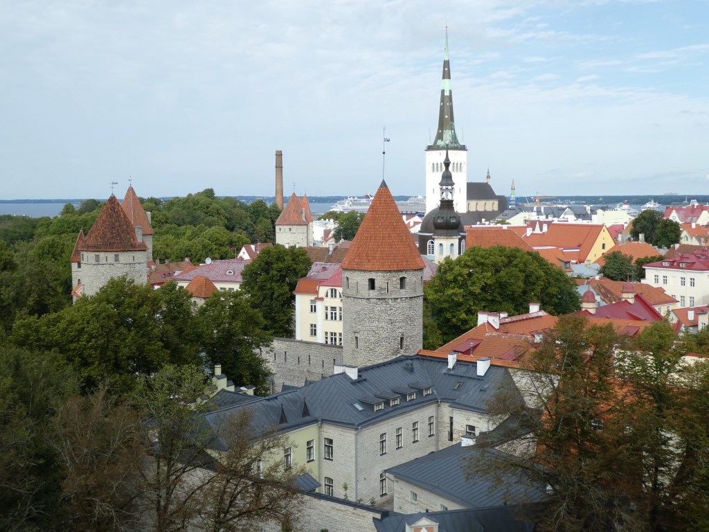 Tallinn skyline